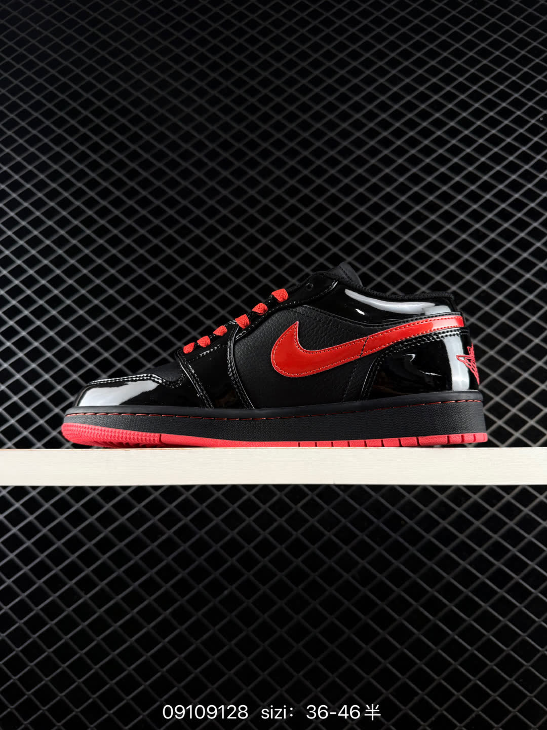 Nike Air Jordan 1 Low OG AJ1-553558-146